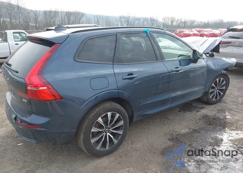 2024 Volvo Xc60 B5 Core Dark Theme из США, поврежденный, VIN YV4L12RKXR1806829